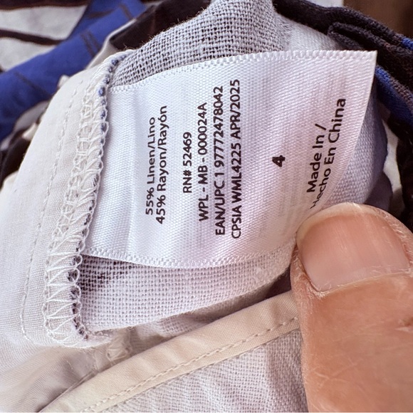 Sofia by Sofia Vergara Tropical Botanical Belted High Waist Shorts Size 4 - Picture 2 of 9